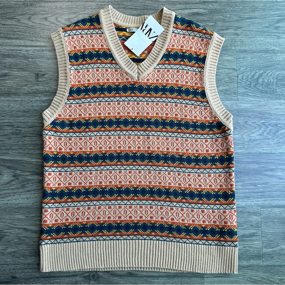 Knit fairisle sweater vest